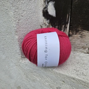 iba 10ks! KFO Merino - cyklámenová merino vlna