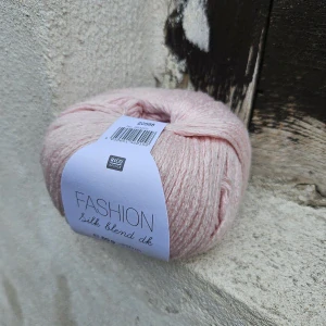 iba 10ks! Fashion Silk Blend DK - púdrovo ružová zmesová priadza z hodvábu a bavlny