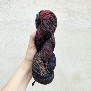 Ultimate Sock - Pocion - temná jesenná tenká ručne farbená merino vlna s nylonom