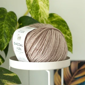 Aura 177 - svetlo kávovo bežová 100% vlna superwash z austrálskeho merina