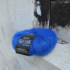 Kid Silk 21 - paríž modrá tenká vlna s kid mohérom a hodvábom