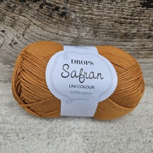 Safran 67 - škoricová 100% egyptská česaná bavlna
