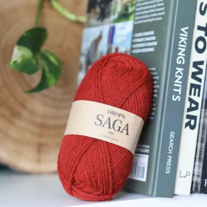 Saga 42 - Cayenne - červenkastá 100% vlna