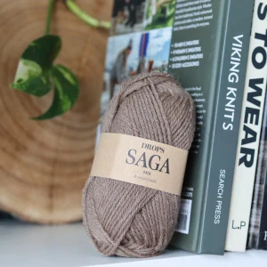 Saga 12 - Nougat - bugátovo bežová 100% vlna