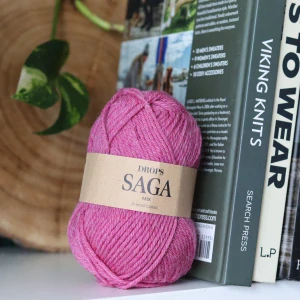 Saga 41 - Wild Orchid - stredne ružová 100% vlna
