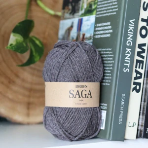 Saga 17 - Lavender Grey - tmavšia vintage fialová 100% vlna