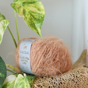 Marilyn & Merinos Lurex 8283L - karamelová bežová chlpatá vlna so zlatým lesklým vláknom