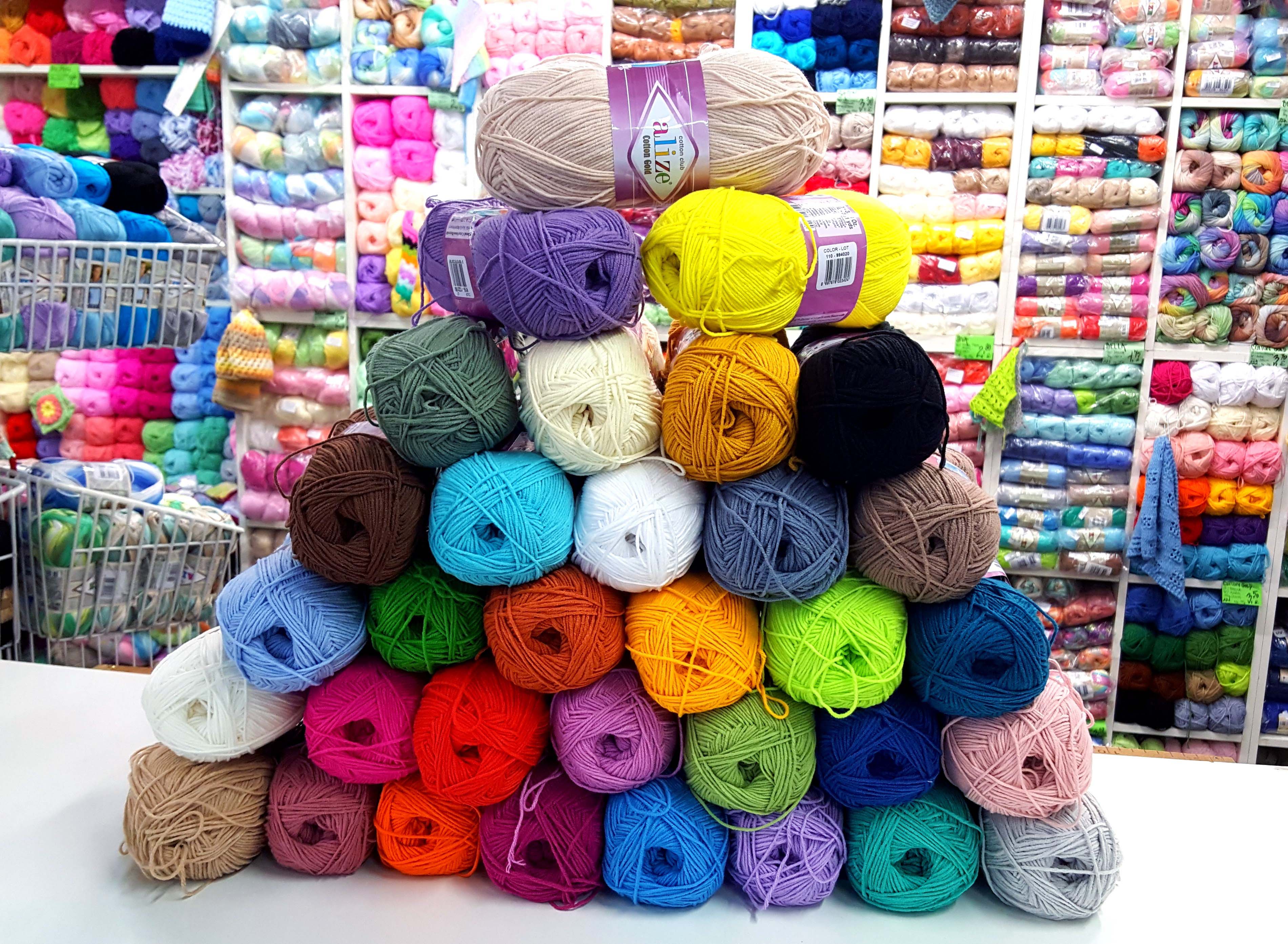 Cyklámenovo ružová odľahčená bavlnená priadza Cotton Gold 149